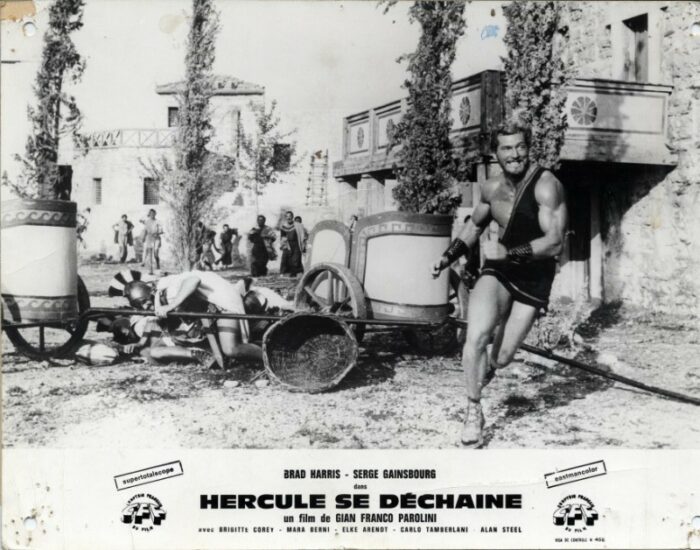 Photo - HERCULE SE DECHAINE - 24x30cm