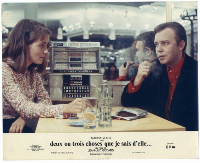 Photo - DEUX OU TROIS CHOSES QUE JE SAIS D'ELLE - 24x30cm