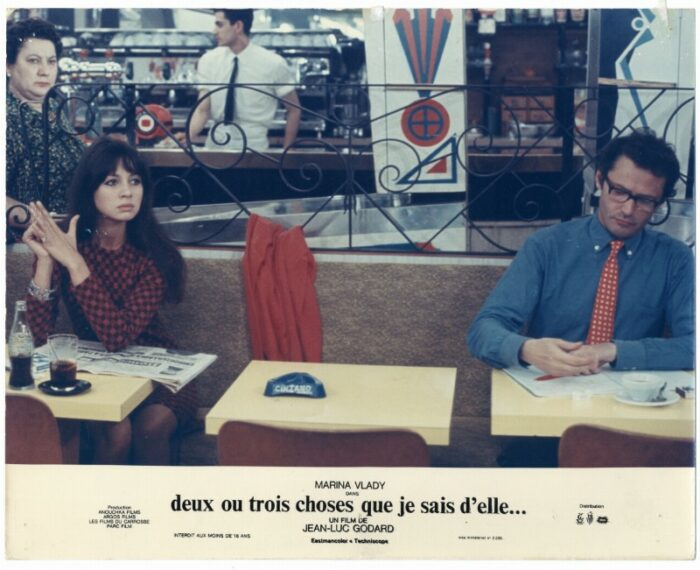 Photo - DEUX OU TROIS CHOSES QUE JE SAIS D'ELLE - 24x30cm