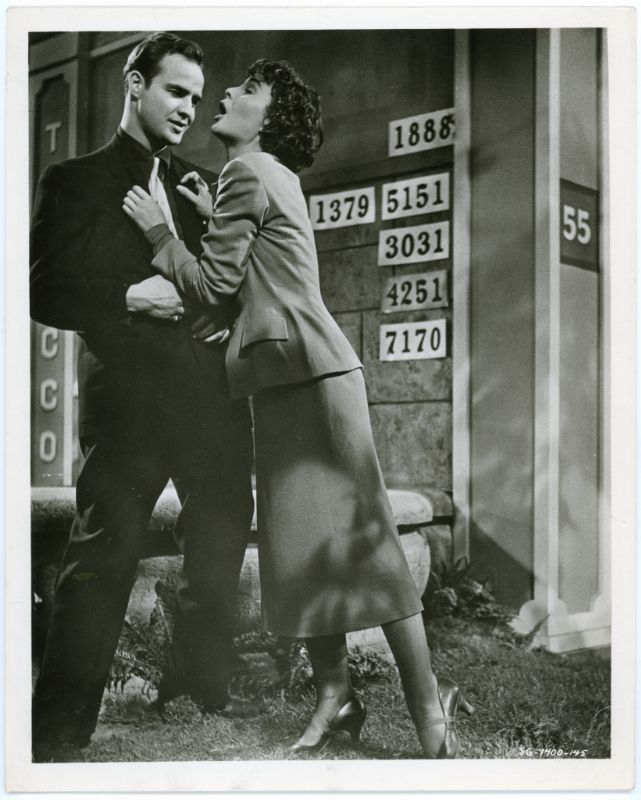 Photo - BLANCHES COLOMBES ET VILAINS MESSIEURS - 20x25cm